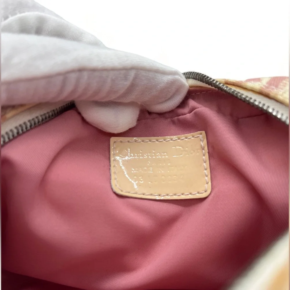 Auth Christian Dior Girly Wristlet